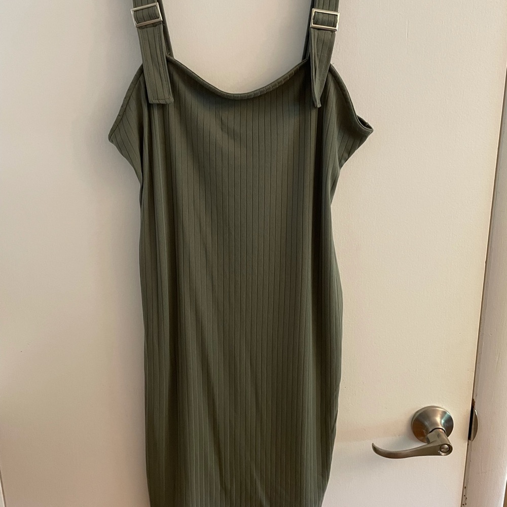 Dark green skin tight dress